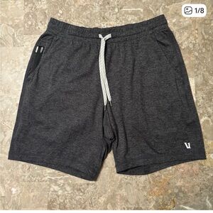 Vuori Shorts Men's Medium Grey Ponto Performance Gym Lounge 7”